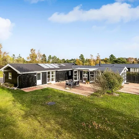 3 Bedroom Lovely In Rodby