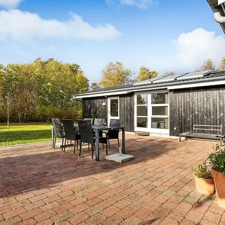 Holiday home 3 Bedroom Lovely In
