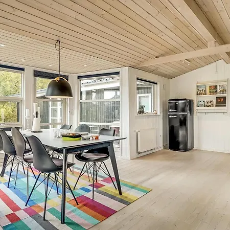 3 Bedroom Lovely In *